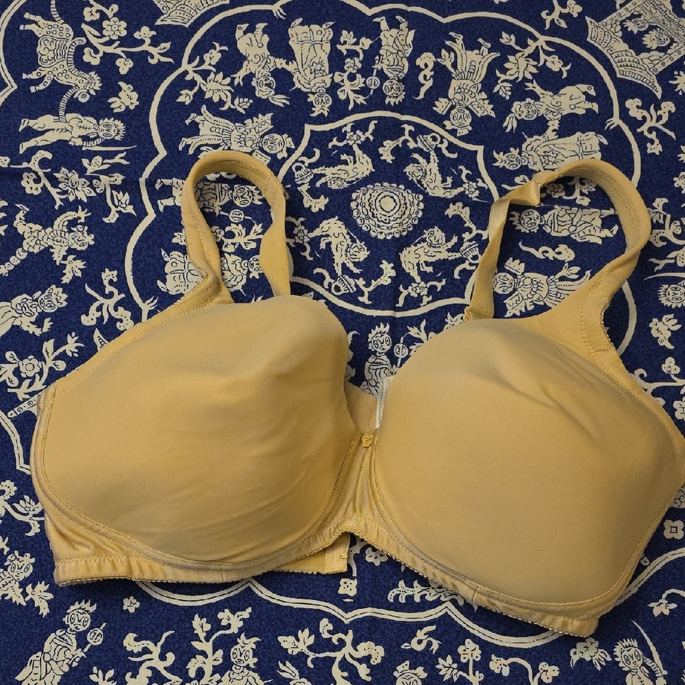 Women's Cream Mastectomy Bra - 42D